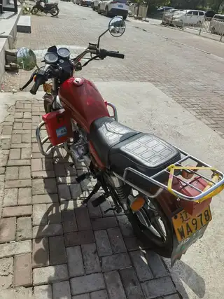 出售豪爵125摩托车