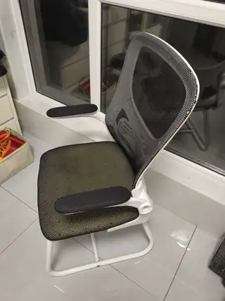 椅子 挺新的 ，联华壹号自取
