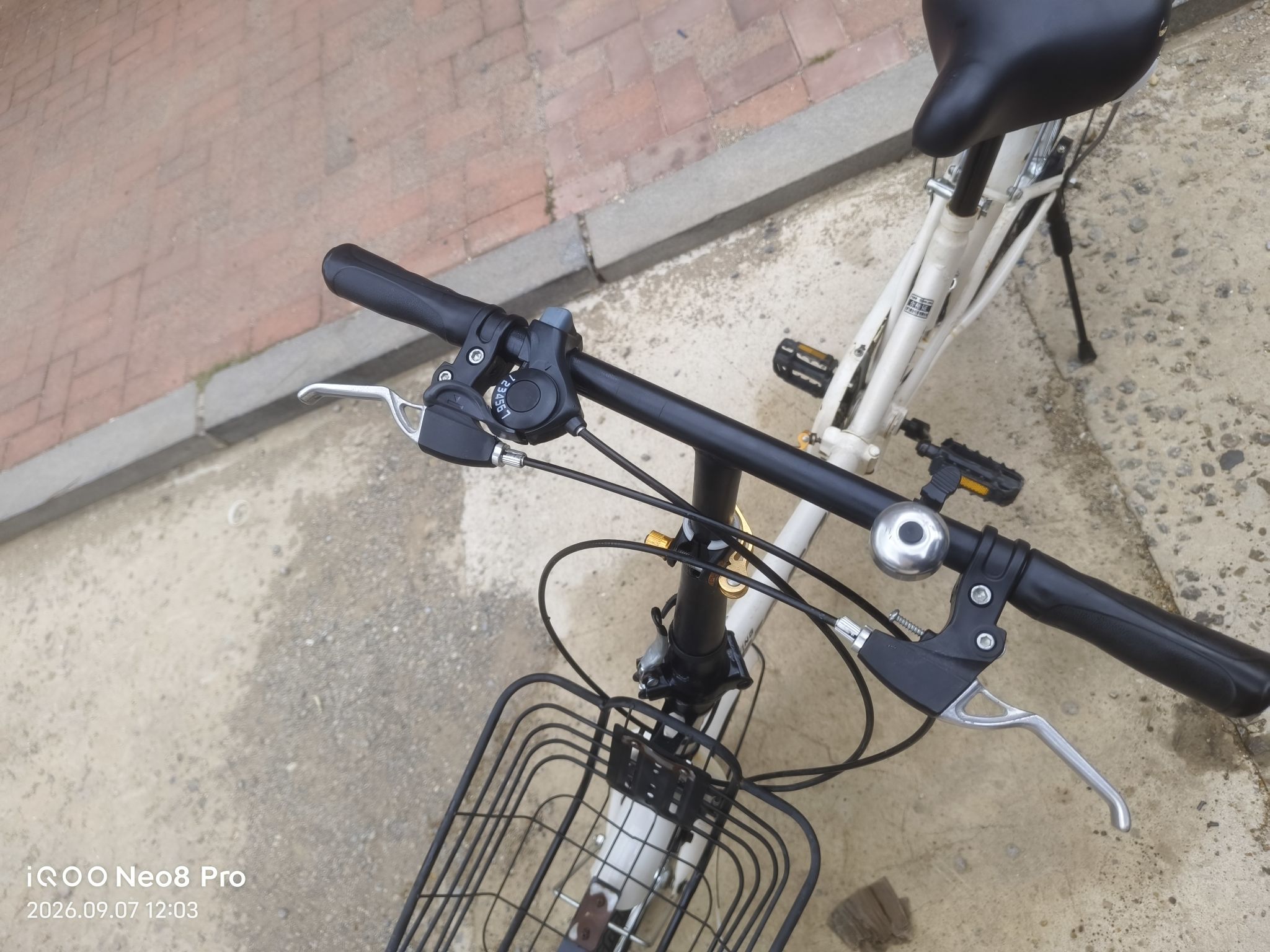 折叠变速自行车 明显使用痕迹 功能正常 大人小孩可骑 长兴岛自提