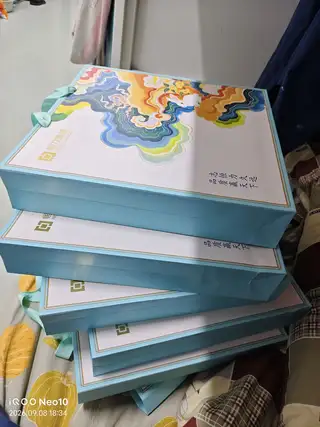 卖恒力月饼40一包，多买可议，