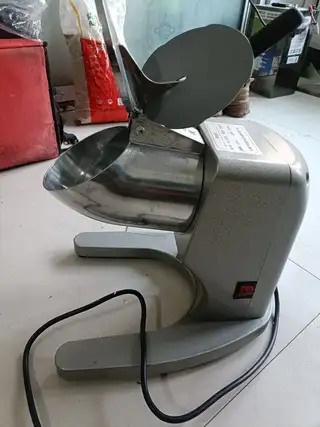 卖用的上🉐电话联系