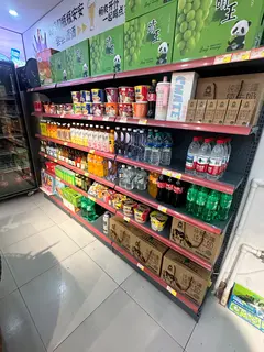 现有八个闲置超市专用货架，嘎嘎便宜，给钱就卖