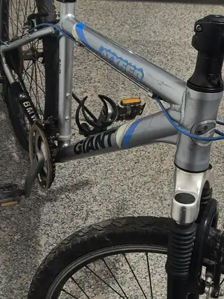 常年出售二手自行车。，置换维修加刹车油。