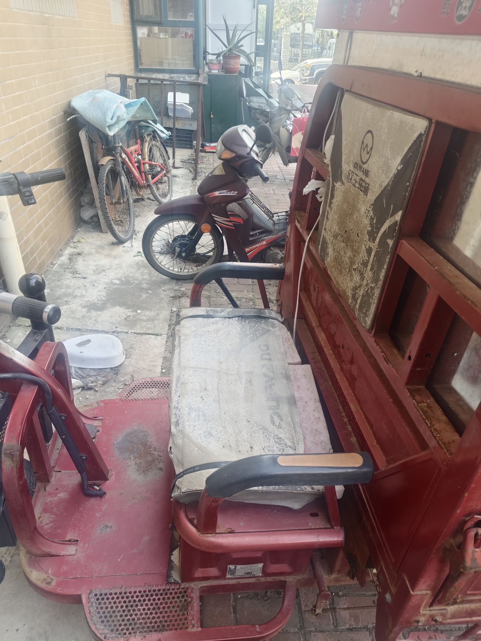 出售二手小吃车今年新改装车 因回老家发展打算出售 价格美丽便宜出售2400元