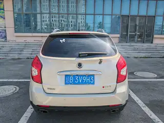 新到14年双龙柯兰多，进口车，车况精品，实表12万公里，外表内饰嘎嘎新，发动机变速底盘完美，开着特别
