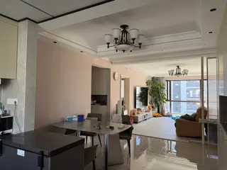 芳佳装饰公司诚心打造您的家