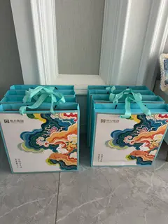 六盒恒力月饼最新的日期，9月一号产，全部打包，上门自取，单买不卖