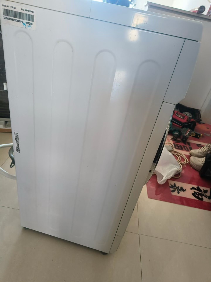 自己家用 洗的非常干净 搬家换地方 不搬走了 谁能用上 便宜卖，买时候花一万多呢，超薄款😍
