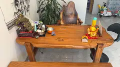 卖一套桌子椅子价格1500 电话157****6878