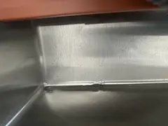 出售新菜盆 68*45。带下水 带拉篮。就是有点小瑕疵边缘磕碰了。