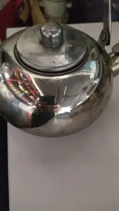 卖全新小茶壶，买多了用不上。便宜卖6元一个。在海景