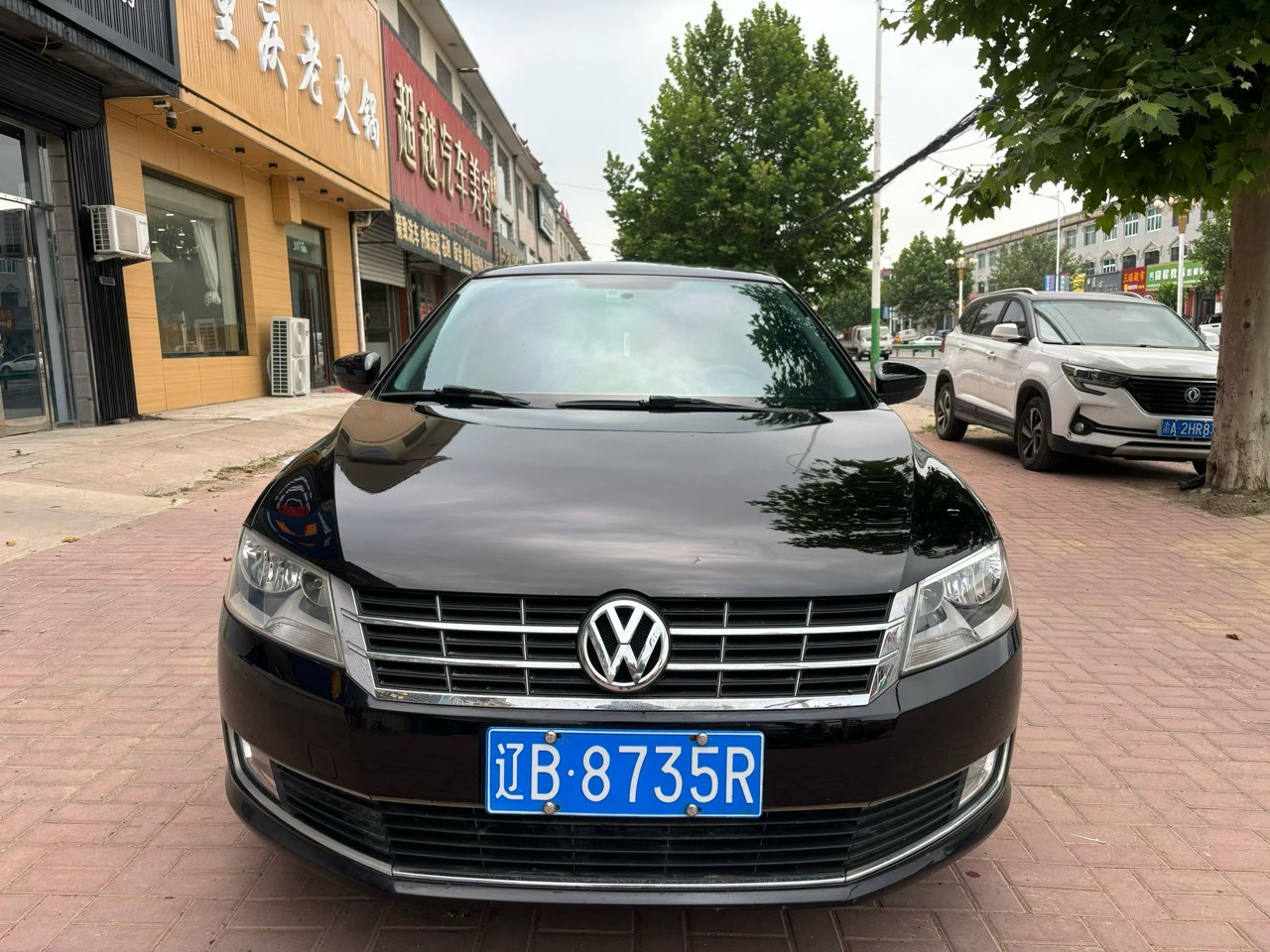 14年大众朗逸 自动1.4t，个人两手车，全车原版， 原漆非常多，底牌非常紧凑，四条新轮，13万多公