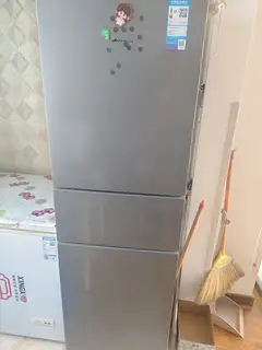 急售一个长虹电视，小天鹅冰箱，便宜出，电话，微信都可以