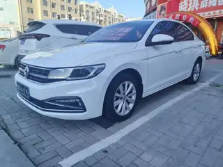 新到18年19款全新宝来，个人一手车，7万多公里，全车原漆，发动机变速底盘新车状态，外表内室超级新