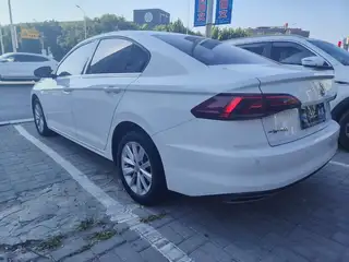 新到18年19款全新宝来，个人一手车，7万多公里，全车原漆，发动机变速底盘新车状态，外表内室超级新