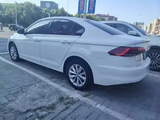 新到18年19款全新宝来，个人一手车，7万多公里，全车原漆，发动机变速底盘新车状态，外表内室超级新