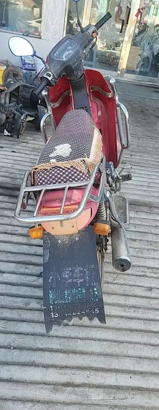 卖重庆力帆110弯梁摩托车，一切全好用