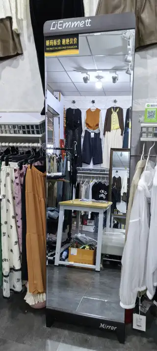 服装店不干了，原价350的试衣镜，现在200一个