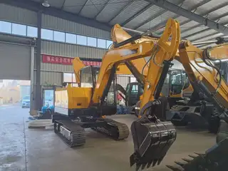 专业挖掘机，型号齐全欢迎选购