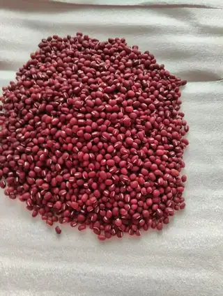 新出的花生自然晾晒果仁饱满3.5元每斤 ​新红豆颗粒均匀适合豆馅豆浆6.5元每斤 ​新饭豆适合焖饭做