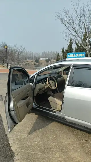 12年骐达自动挡高配一手车，没事故，没火烧，没有水淹，发动机变速箱巅峰状态，4AT变速箱根本不会坏，