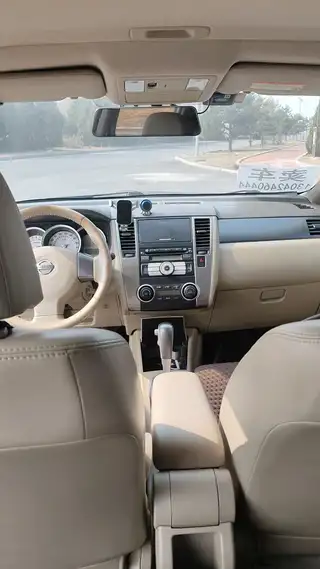 12年骐达自动挡高配一手车，没事故，没火烧，没有水淹，发动机变速箱巅峰状态，4AT变速箱根本不会坏，
