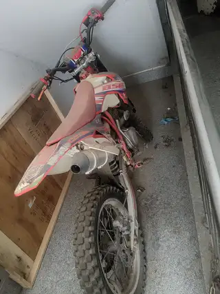 波速尔猎豹250，加油翘头，动力杠杠的