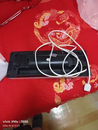 新暖风买的时候一百多，就用一次，换的粗线花三十多，按空调啦用不上66就卖
