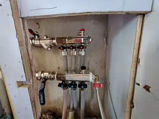 全能水电暖维修安装测漏，漏水检测精准定位，更换大流量分水器，高端设备高压清洗地热，专干各种疑难杂症问