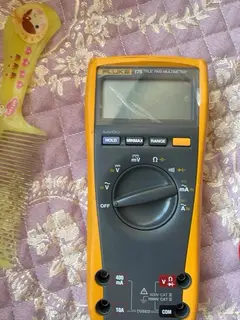 出福禄克175万用表，京东购入2800
