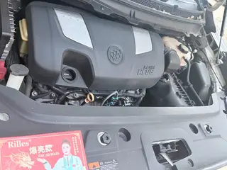 15年上牌.江苏交警大队一手车到我.给媳妇儿买的媳妇嫌大开不了.极品车况.全车两处划痕喷漆.实表15