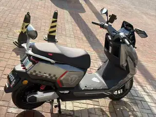 给老公买的电动车就跑300公里没有电池，台铃王者，新车不带电池4700买的能跑73迈