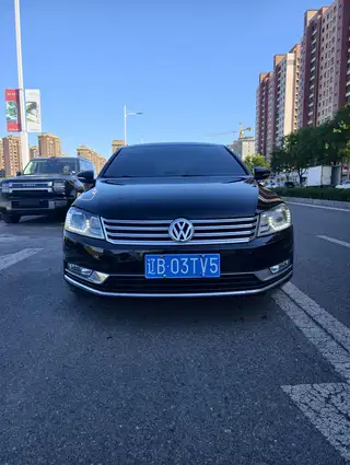16年迈腾 自动1.8豪华 里外嘎嘎新 精品车况 全车原版 只有三件划痕补漆 机器变速无敌 喜欢的来