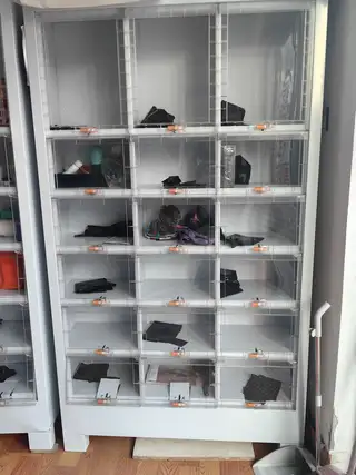 铁皮架柜用了两个月有需要面谈