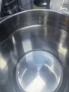 30*30食品级不锈钢桶，20升的 刚用一个月，有轻微使用痕迹 买多了，出5个