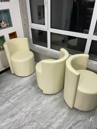 北欧轻奢凳子家用靠背椅子奶油风四支，120/支