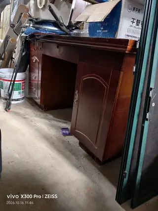 实木办公桌出售150元自提
