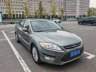 新到13年福特蒙迪欧致胜，实表12万公里，车况好，没有事故，外表内饰新，发动机变速底盘完美，开着特别