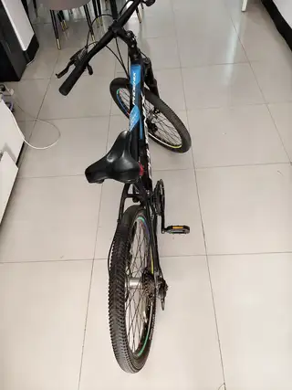 二手自行车，凤凰牌24寸，需要联系