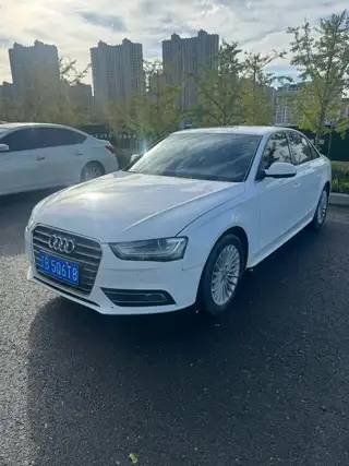 个人车出售2014年上牌 奥迪A4L 2.0T 35TFSI一手车没有大事故找有缘人