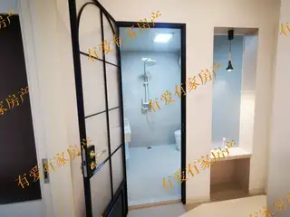 铭岛仕家三室一厅南北通豪装好房，电梯好楼层视野开阔采光极好