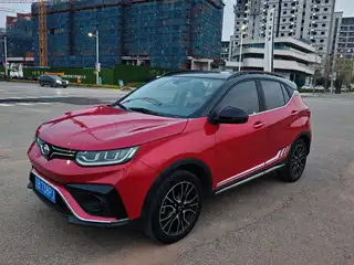新到19年末东南DX5，本地一手车，实表7万多公里，车况精品，全车原版，一处划痕喷漆，外表内饰嘎嘎新