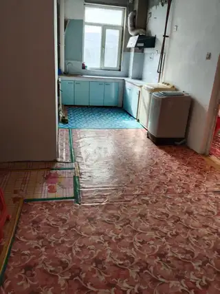 铭岛仕家一期电梯四楼现房随时看