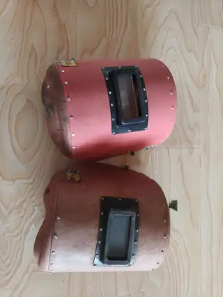 出售，铁将军悍马车载低音炮12V，线束齐全，450，10寸有源双音圈大功率车载低音炮350元，五福金